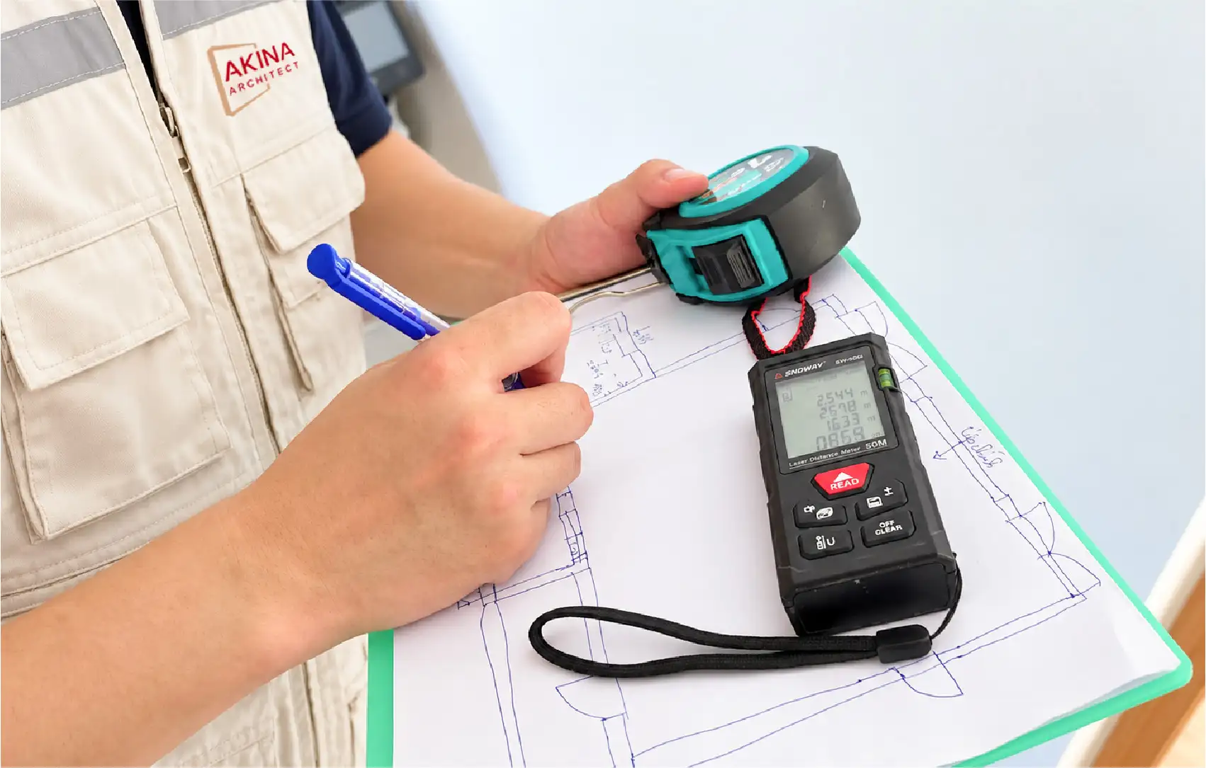 AKINA khảo sát hiện trạng trước khi cải tạo nhà